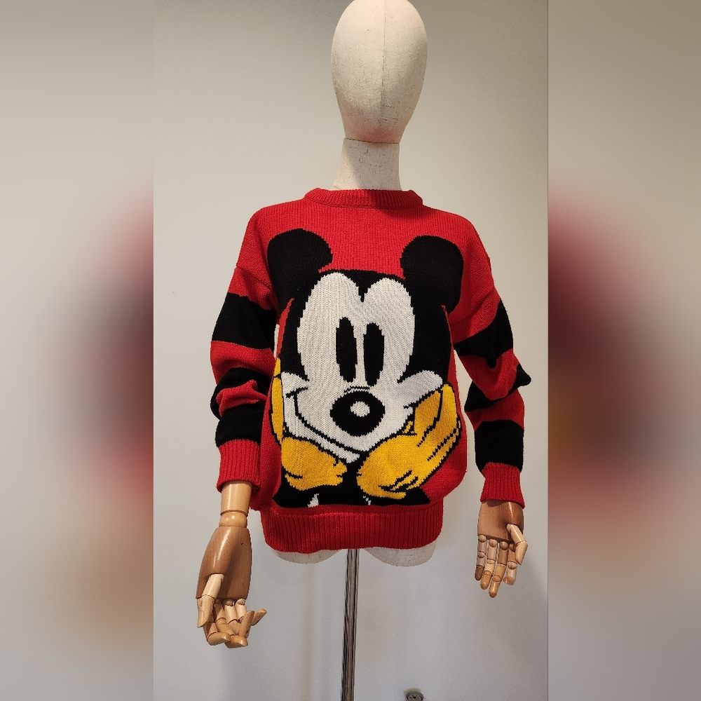 Vintage Mickey mouse sweater